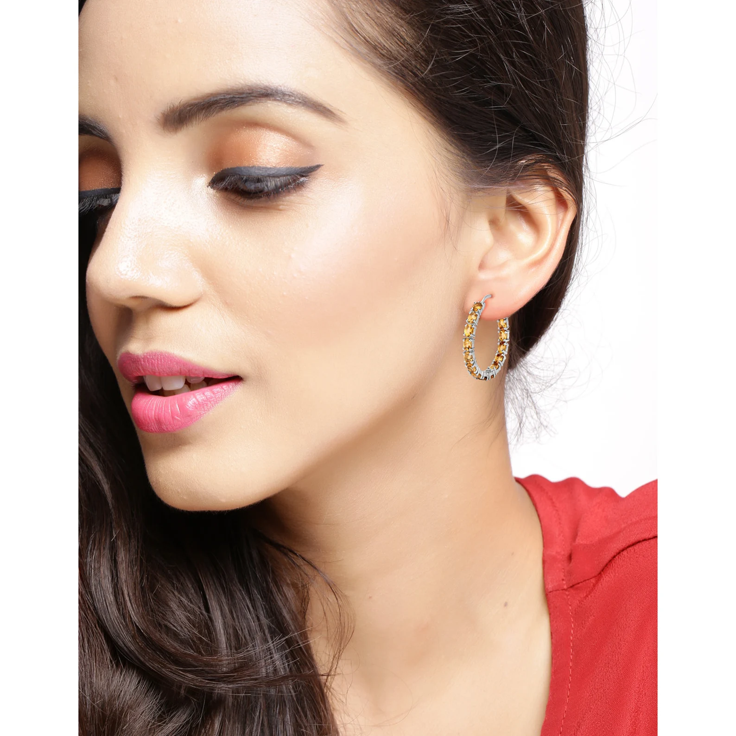 Hoop Earrings in .925 Sterling Silver with 30 Citrine Stones