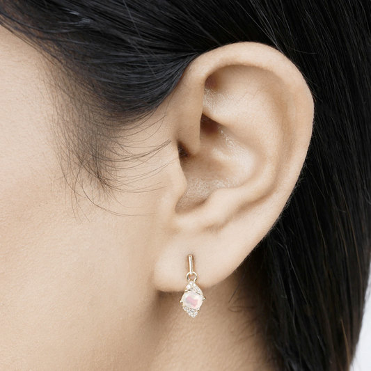 Earrings in 14K Yellow Gold with Ethiopian Opal