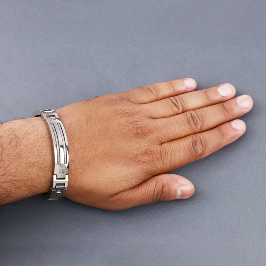 Mens Titanium Bracelet with Gold Plated Steel Inlay and Green Sapphire