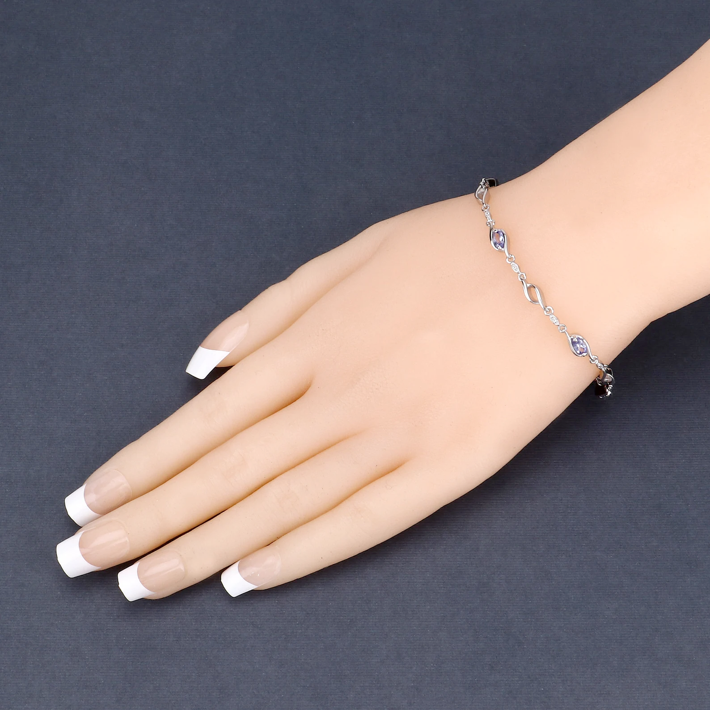 Bracelet in .925 Sterling Silver with Tanzanite and White Topaz