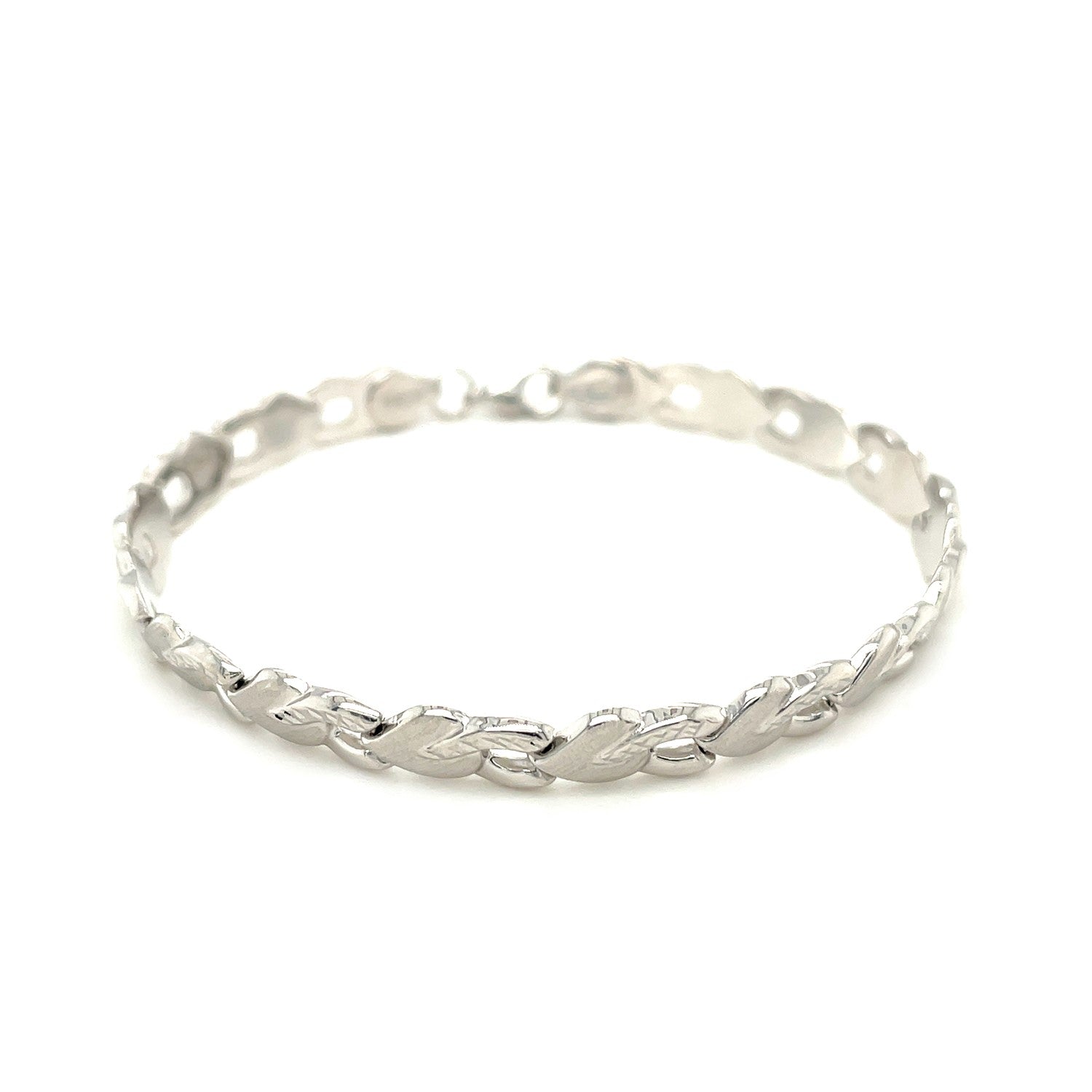 14k White Gold Heart Shape Textured Bracelet (6.35 mm) 