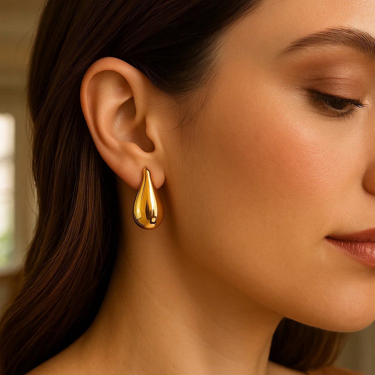 Large Raindrop Stud Earrings in 14K Yellow Gold 