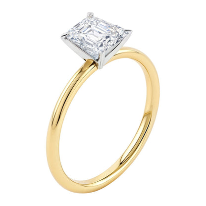 2 Carat Emerald Lab Grown IGI G/VS1 Diamond Solitaire Ring in 10K Yellow Gold 