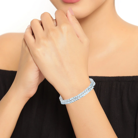 Tennis Bracelet in .925 Sterling Silver with Aquamarine 